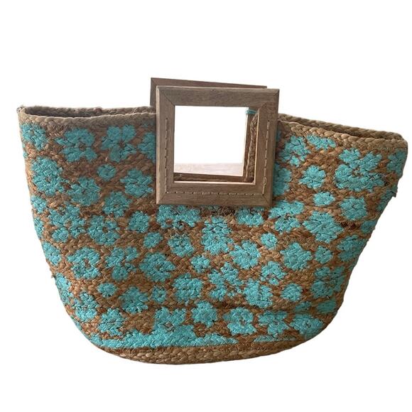 Beach Wood Handle Jute Tote Bag in Aqua - Picture 3 of 11